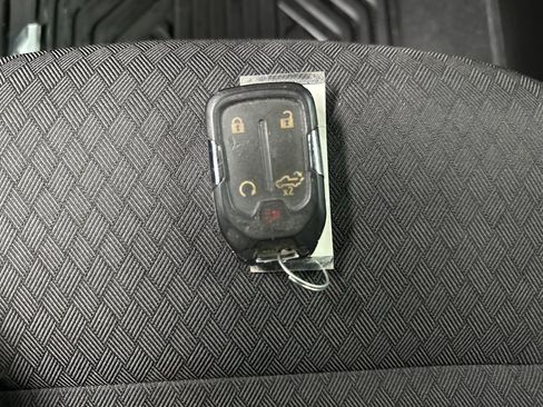 Used 2022 Chevrolet Silverado 1500 LT Trail Boss w/ Bed Protection Package image 41