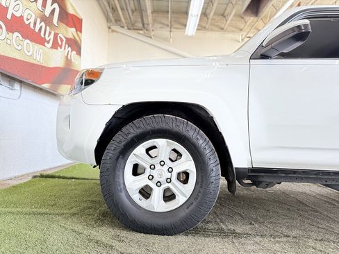 Used 2016 Toyota 4Runner SR5 image 14