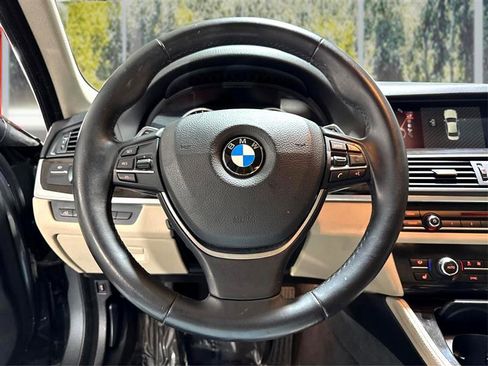 Used 2016 BMW 528i Sedan image 17