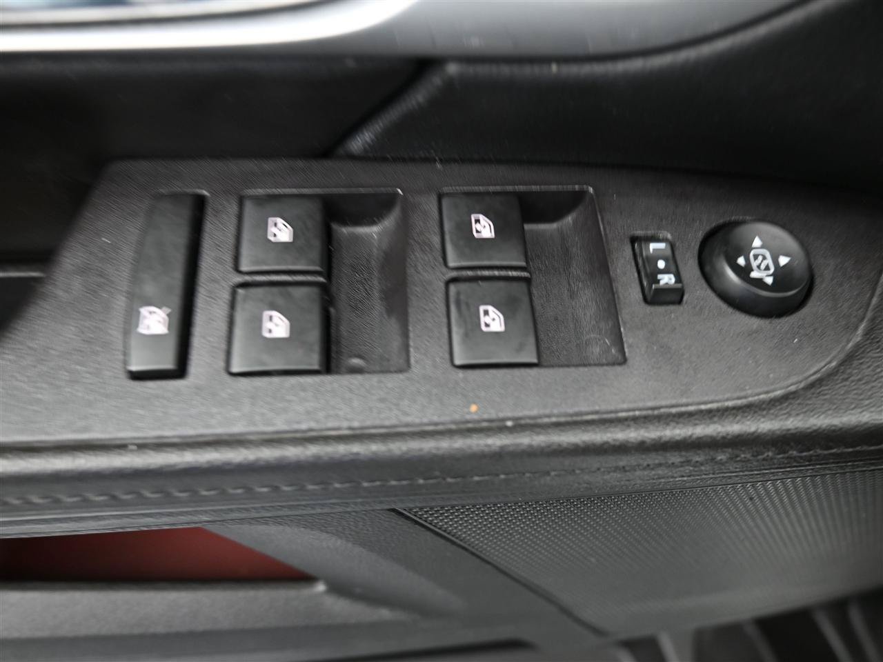 Used 2017 GMC Terrain SLE FWD image 14