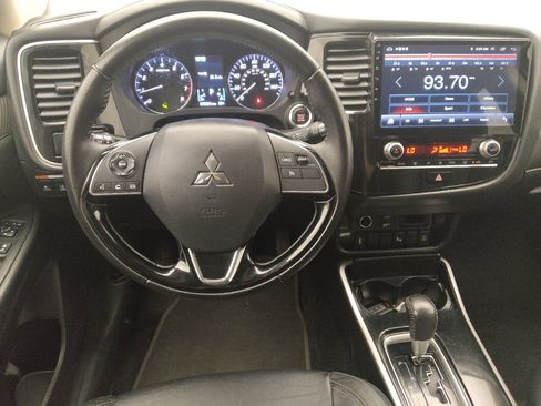 Used 2020 Mitsubishi Outlander SEL AWD/4WD image 22