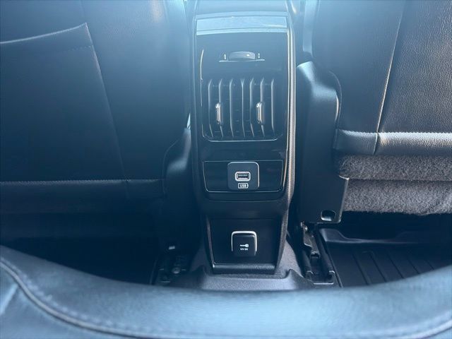 Used 2022 Jeep Compass High Altitude AWD/4WD image 19