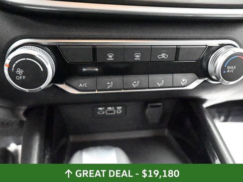 Used 2024 Nissan Altima 2.5 SV image 37