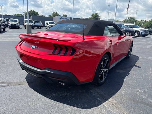 Used 2025 Ford Mustang Premium RWD image 7