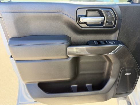 Used 2019 GMC Sierra 1500 AT4 w/ AT4 Premium Package image 9