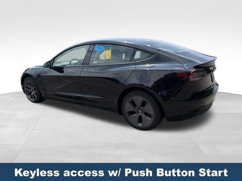 Used 2023 Tesla Model 3 Standard Range RWD image 9