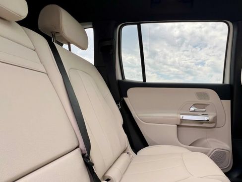 Certified 2026 Mercedes-Benz GLB 250 4MATIC image 20