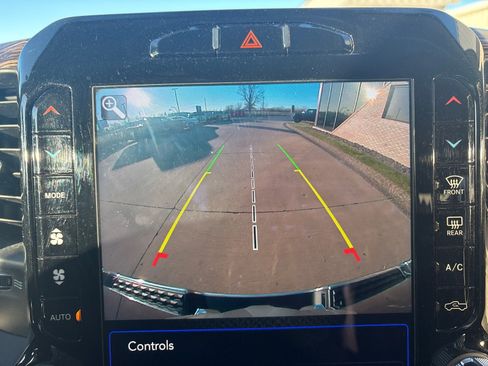 Used 2020 RAM 1500 Laramie image 27