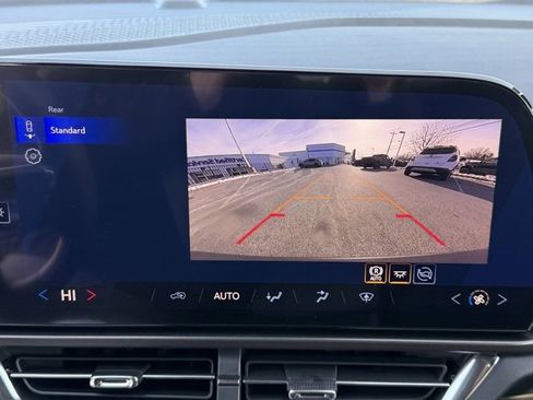 New 2026 Chevrolet Equinox EV LT image 6