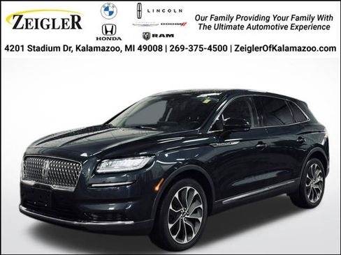 Used 2022 Lincoln Nautilus Reserve w/ Luxury Package image 1