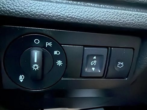 Used 2012 Ford Fusion SEL FWD image 39