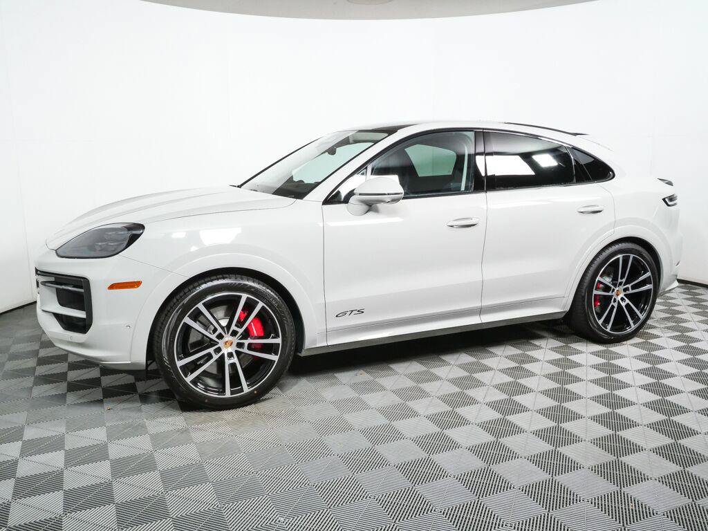 New 2026 Porsche Cayenne GTS AWD/4WD image 2