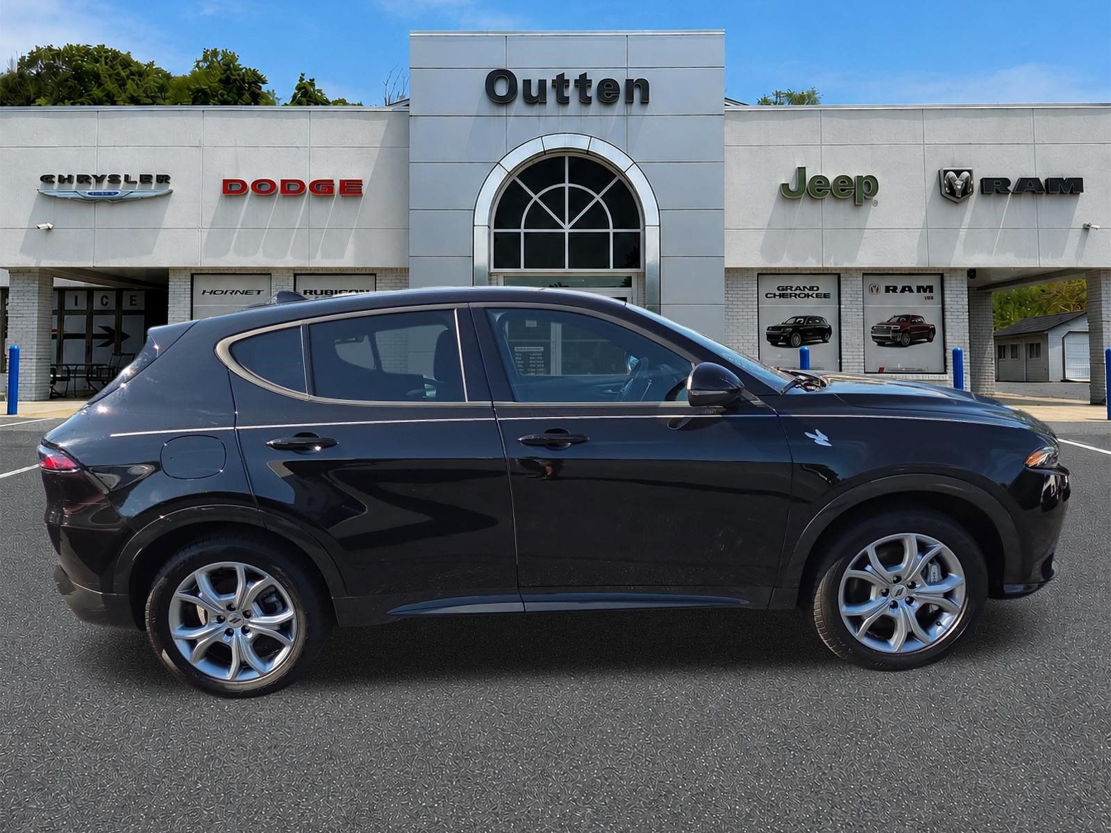 Used 2024 Dodge Hornet R/T AWD/4WD image 2