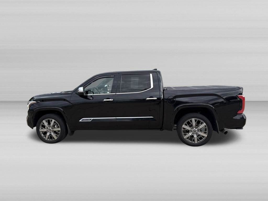 Used 2024 Toyota Tundra Capstone AWD/4WD image 9