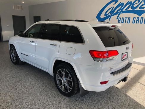 Used 2020 Jeep Grand Cherokee Overland image 4