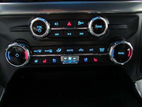 New 2025 Ford F150 Lariat w/ Equipment Group 501A Mid image 30