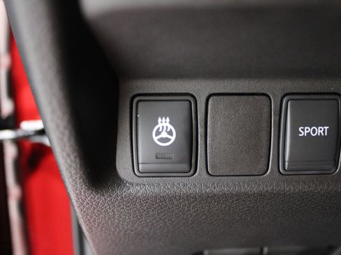 Used 2021 Nissan Rogue Sport SV FWD image 40