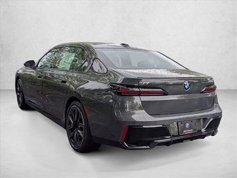 New 2026 BMW i7 eDrive50 w/ M Sport Package image 6