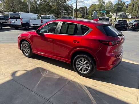 Used 2024 MAZDA CX-5 AWD 2.5 S w/ Select Package image 5