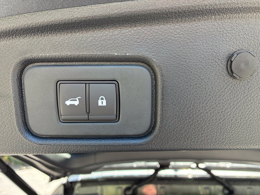 New 2026 Nissan Pathfinder SL AWD/4WD image 14