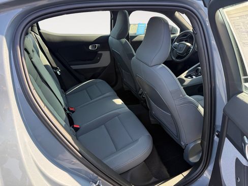 Used 2022 Polestar Polestar 2 w/ Plus Package AWD/4WD image 18