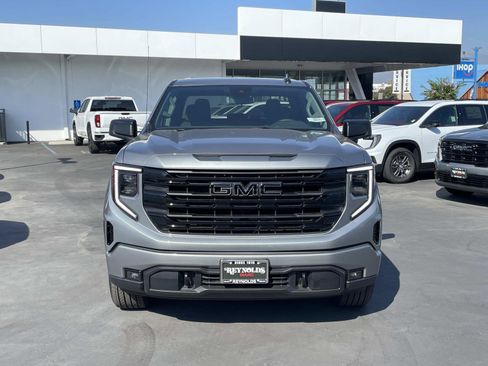 New 2026 GMC Sierra 1500 Elevation image 2
