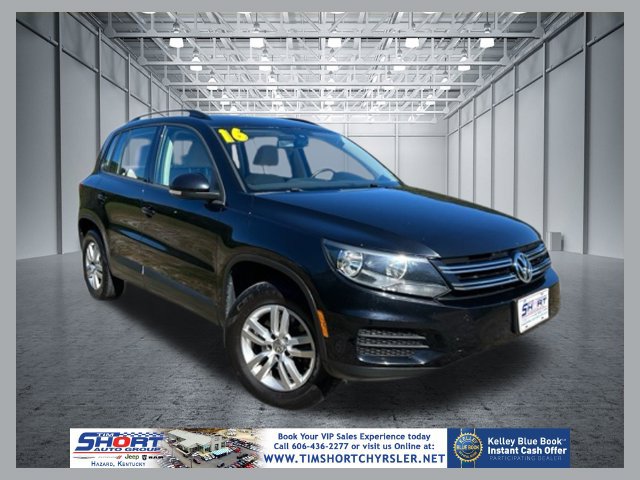 Used 2016 Volkswagen Tiguan S FWD image 1