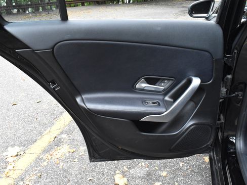 Used 2020 Mercedes-Benz A 220 4MATIC w/ Premium Package image 23