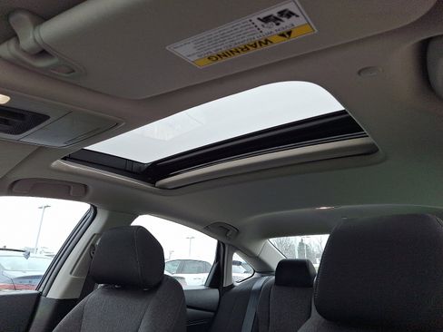 Certified 2023 Honda Accord EX image 14