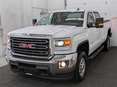 Used 2017 GMC Sierra 2500 SLE w/ HD SLE Preferred Plus Package