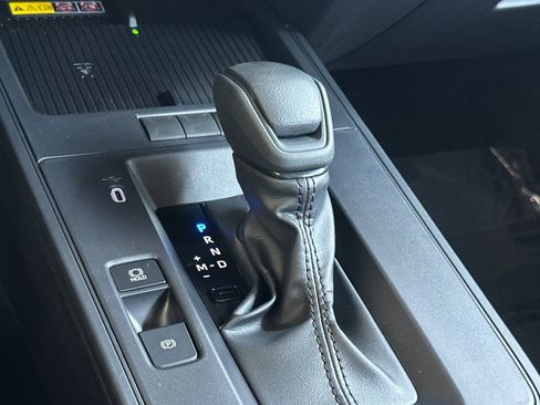 Certified 2026 Toyota Corolla Cross LE image 25