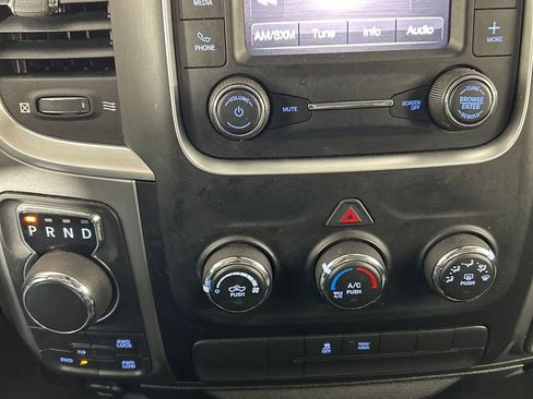Used 2022 RAM 1500 Classic SLT AWD/4WD image 15