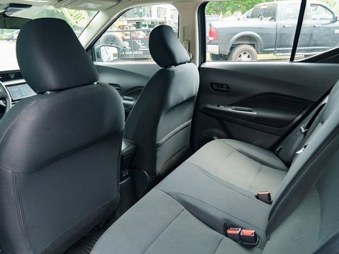 New 2025 Nissan Kicks Play S image 21