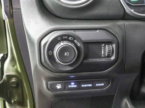 Used 2023 Jeep Wrangler Unlimited Rubicon 4xe AWD/4WD image 23