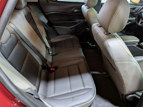 Certified 2024 Chevrolet Trax ACTIV w/ Sunroof Package image 29