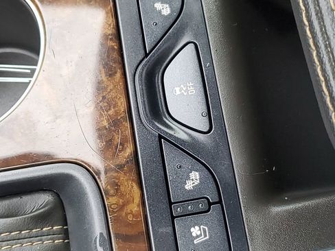 Used 2015 Chevrolet Impala LTZ image 28