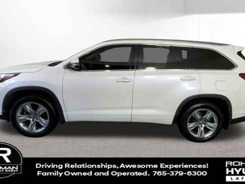 Used 2017 Toyota Highlander Limited image 5