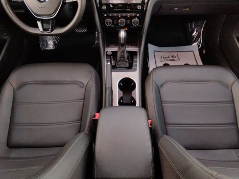 Used 2021 Volkswagen Passat 2.0T SE image 51