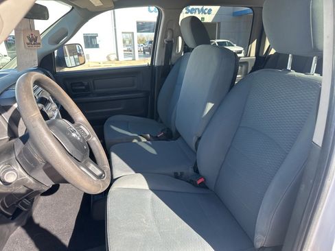 Used 2018 RAM 2500 Tradesman w/ Chrome Appearance Group image 14