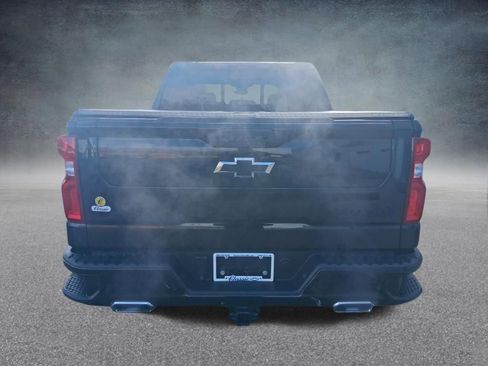 Used 2025 Chevrolet Silverado 1500 High Country w/ Technology Package AWD/4WD image 6