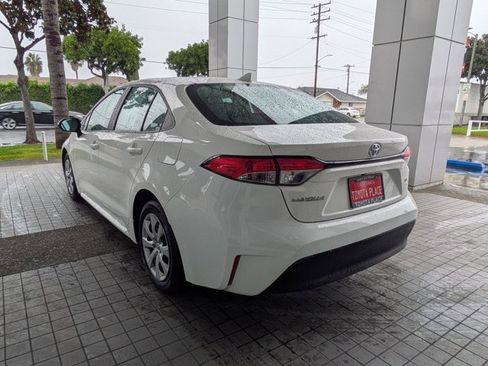 Used 2024 Toyota Corolla LE image 11