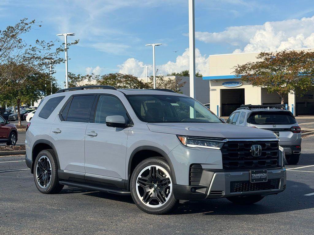 New 2026 Honda Pilot Touring image 9