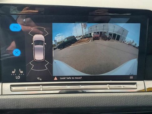 Used 2024 Volkswagen GTI SE image 26