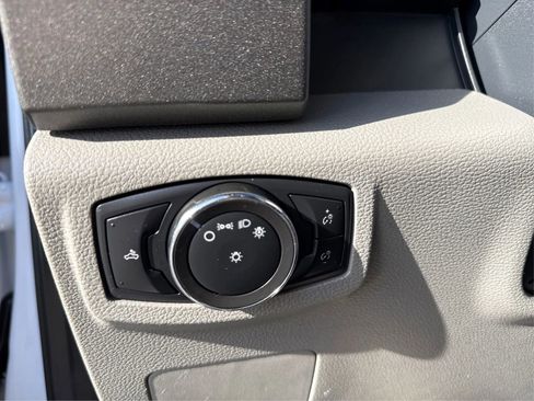 Used 2022 Ford F350 XL w/ Power Equipment Group AWD/4WD image 18