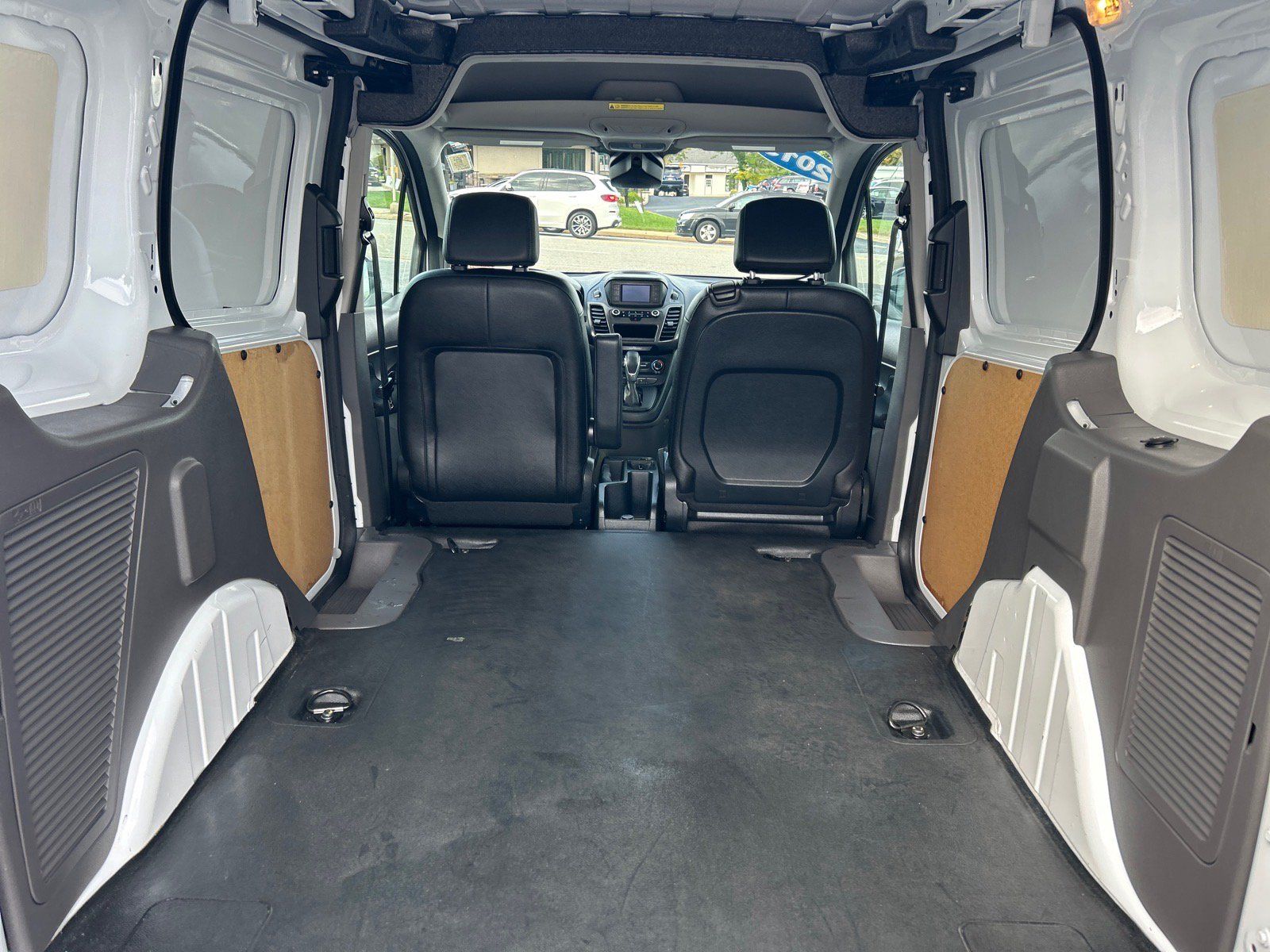 Used 2020 Ford Transit Connect XL FWD image 11