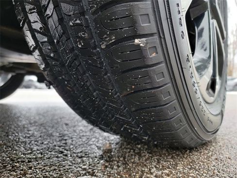 Certified 2022 Jeep Compass Limited image 18