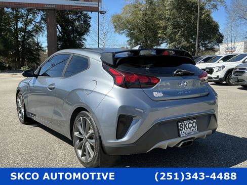 Used 2020 Hyundai Veloster 2.0 Premium image 3