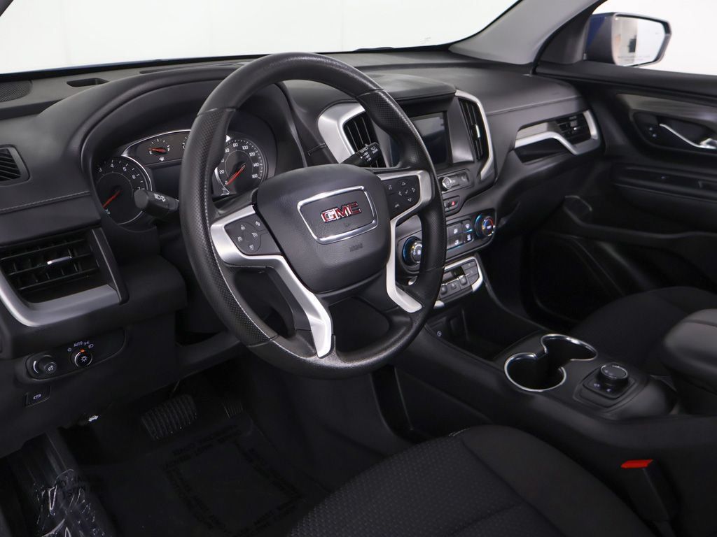 Used 2024 GMC Terrain SLE FWD image 25