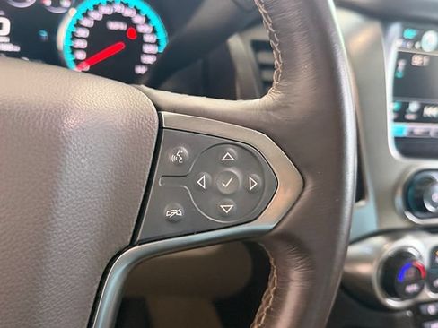Used 2018 Chevrolet Suburban Premier AWD/4WD image 24