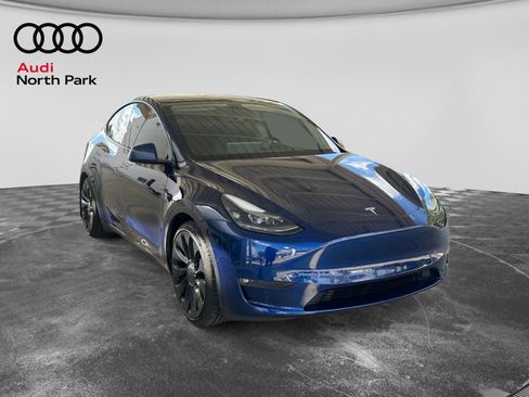 Used 2022 Tesla Model Y Performance AWD/4WD image 7